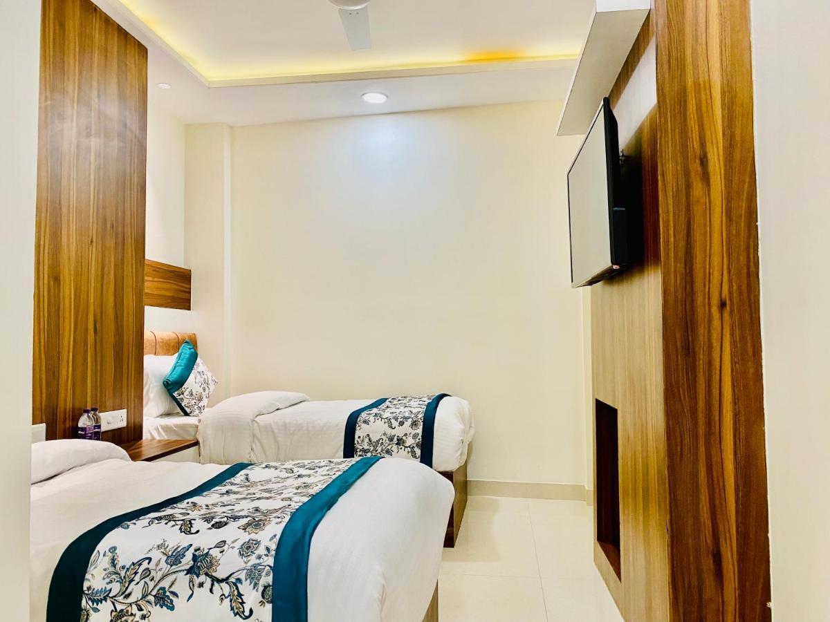Hotel White House By An Hotels - Walking Distance From Golden Temple Amritsar Ngoại thất bức ảnh