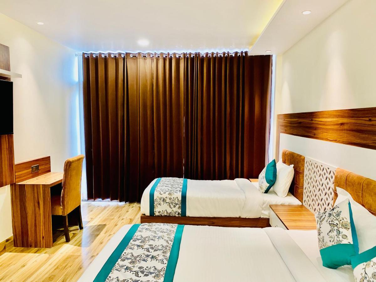 Hotel White House By An Hotels - Walking Distance From Golden Temple Amritsar Ngoại thất bức ảnh